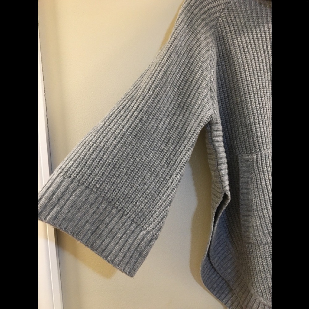 &. UGG Raelynn Sweater - Picture 8 of 16